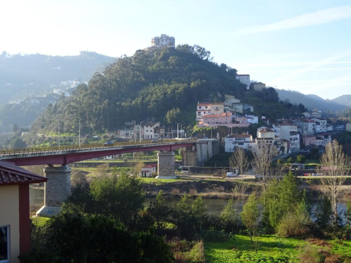 Hospedaria Lampião Penacova Exterior foto